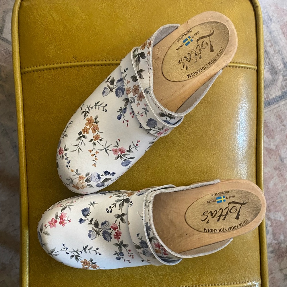 Lotta from Stockholm Floral Clogs